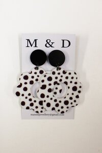 M & D Patterned Flower Stud Earring