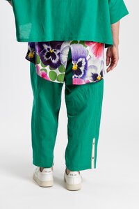 Jellicoe Trevino Emerald Pants