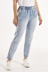 Betty Basics Brooks Jean