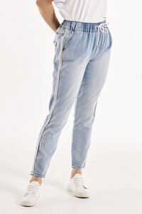 Betty Basics Brooks Jean