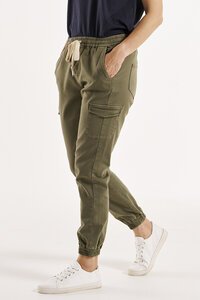 Betty Basics Connecticut Cargo Jean 