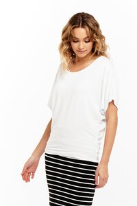 Betty Basics Maui Tee