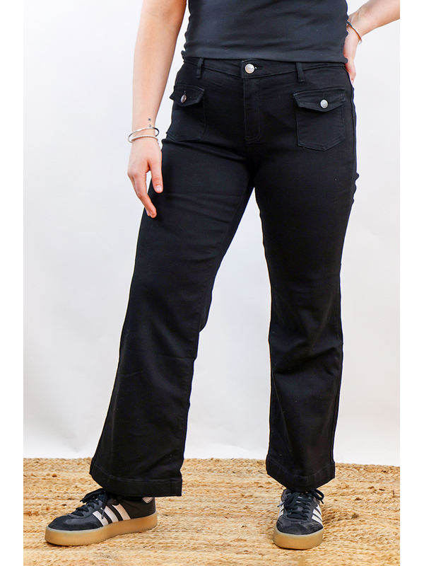 Wakee Front Pocket Wide Leg Jean