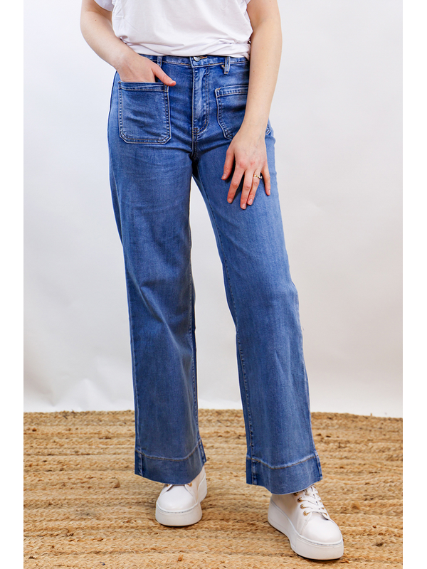 Wakee Wide Leg Pocket Jeans