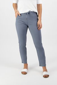 Vassalli Slim Ankle Grazer Elastic Waist Pant