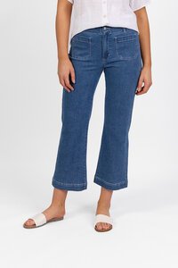 Vassalli Straight Leg Ankle Grazer Jean