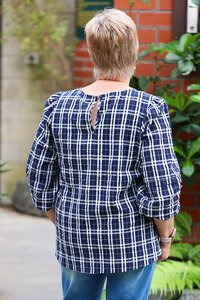 Memo Pintuck Volume Sleeve Check Top