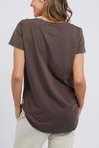 Elm Crew Tail Tee