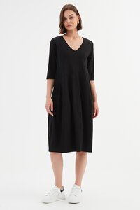 Tirelli V Neck Diagonal Seam Dress