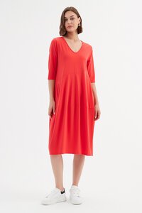 Tirelli V Neck Diagonal Seam Dress