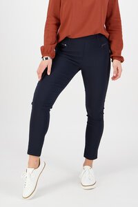 Vassalli Skinny Ankle Grazer Pull On Pant