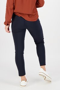 Vassalli Skinny Ankle Grazer Pull On Pant