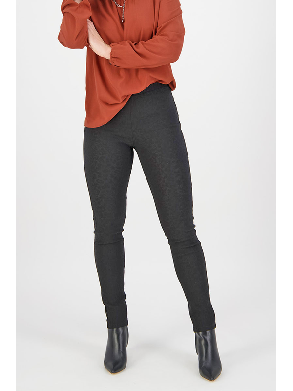 Vassalli Skinny Embossed Pull On Pant