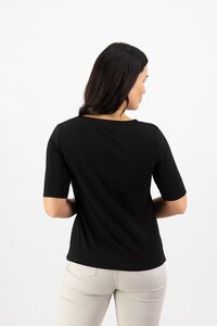 Vassalli V Neck Top