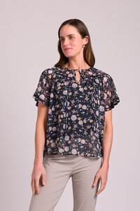 Memo Pintuck Sleeve Top