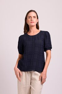 Oh Three Volume Sleeve Scoop Hem Check Top