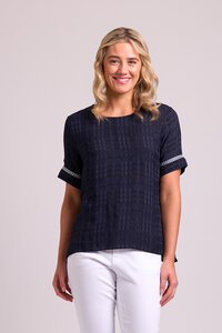 Oh Three Rib Trim Step Hem Check Top