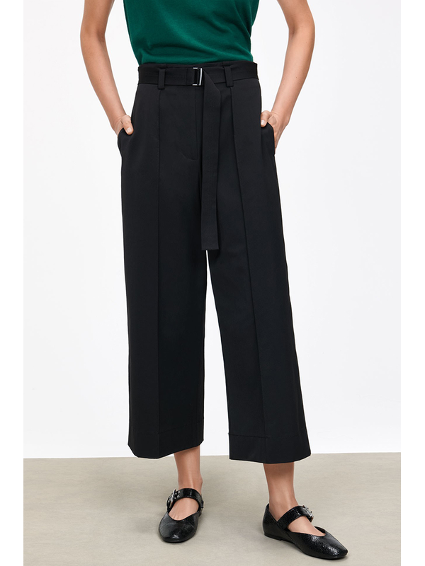 Veronika Maine European Heavy Twill Belted Crop Pant