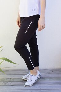 White On Black Active Jogger