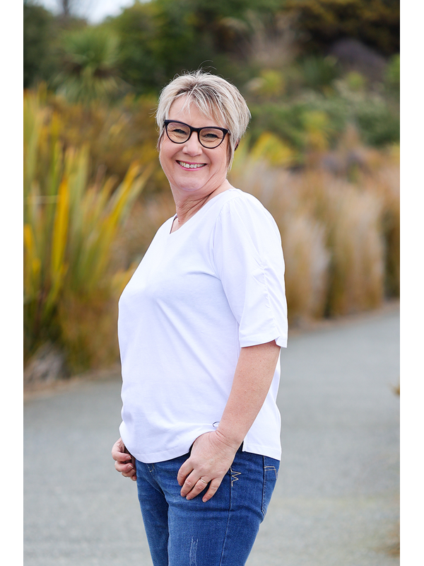 White On Black Gather Sleeve Top