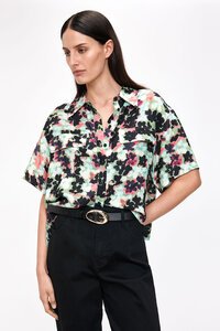 Veronika Maine European Capri Floral Shirt