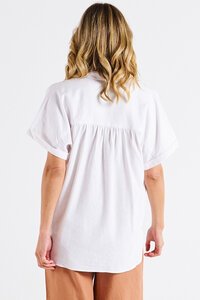 Betty Basics Flynn Short Sleeve Shirt