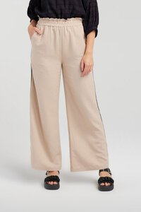 Zafina Petra Pant