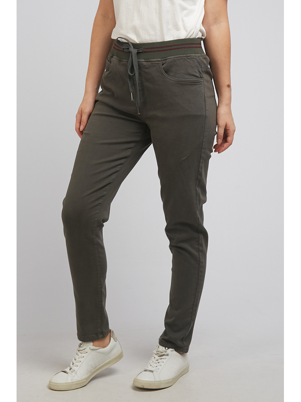 Foxwood Sylvia Jogger