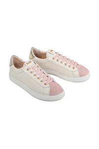 EOS Rafaella Sneaker