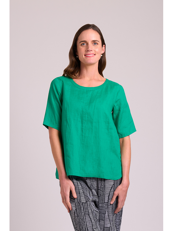 Oh Three Plain Easy Fit Pleat Back Top