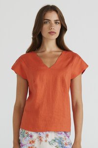 Lania the Label Scallop Top