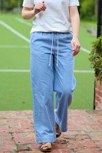 Wakee Pull on Wide Leg Light Pant