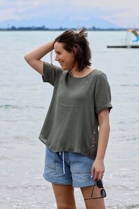 La Mode Side Button Layered Top