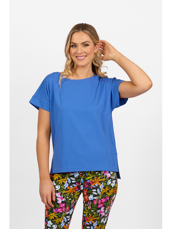 Vassalli Stepped Hem Top