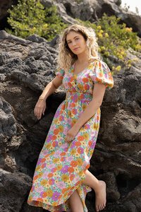 Billie the Label Skilful Summer Bouquet Midi Dress