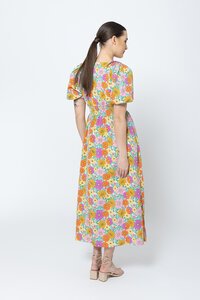 Billie the Label Skilful Summer Bouquet Midi Dress