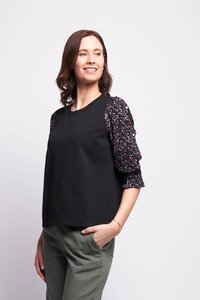 Memo Contrast Gathered Sleeve Top