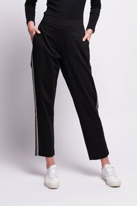 Oh Three Trim Detail Jogger