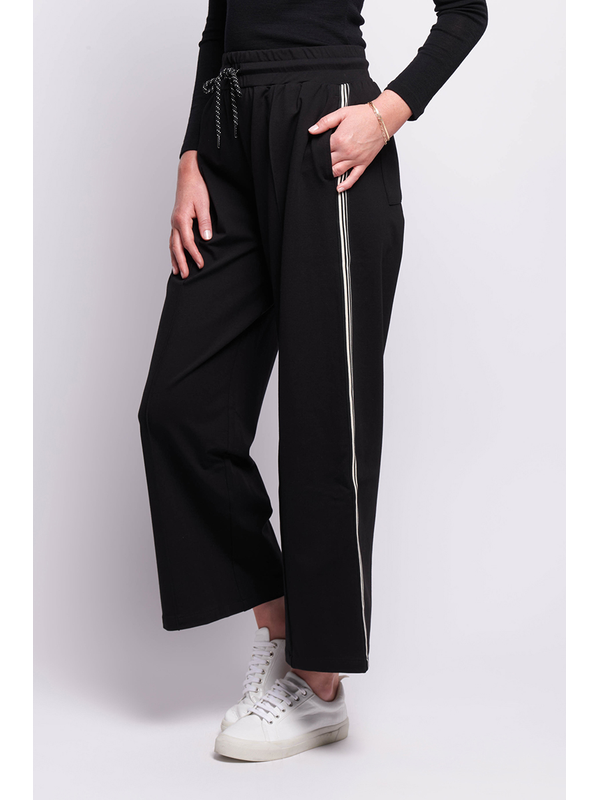 Oh Three Wide Leg Side Stripe Pant