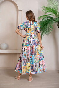 Mutig Graphic Print Maxi Dress