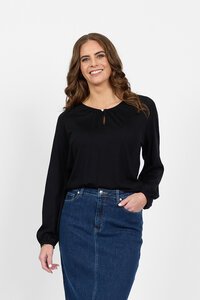 Vassalli Merino Round Neck Front Keyhole Top