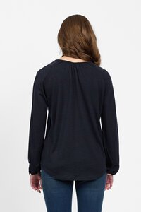 Vassalli Merino Round Neck Front Keyhole Top