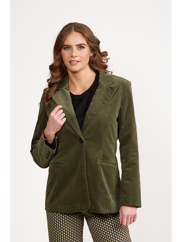 Vassalli Shaped Pinwale Cord Blazer