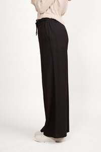 Vassalli Wide Leg Pull On Pant