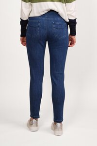 Vassalli Skinny Ankle Grazer Jean