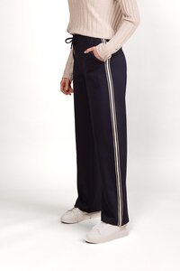 Vassalli Wide Leg Side Stripe Pant