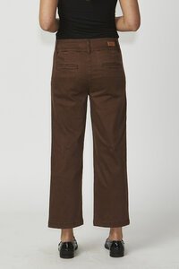 New London Christow Chocolate Jean