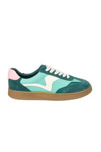 Hinako Castro Sneaker