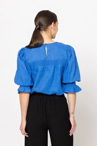 Seeking Lola Cobalt Nobel Top