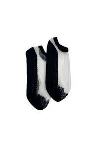 The Shoe Collective Lace Trim Ankle Sock 2 Pack